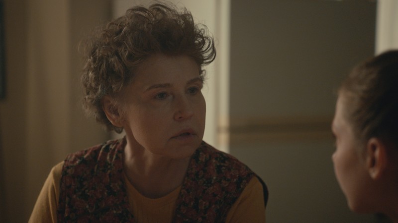 Belo se pere na devedeset