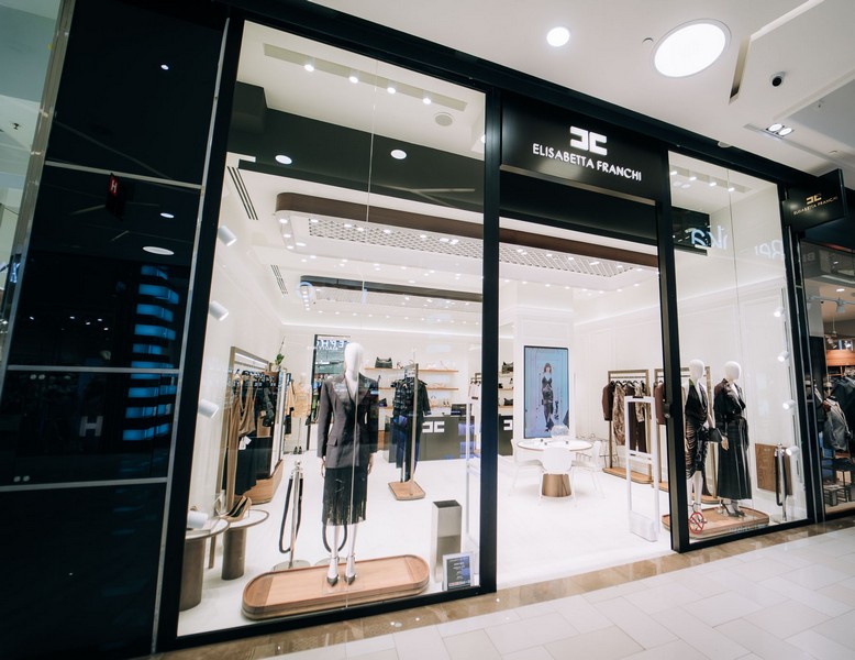 Elisabetta Franchi radnja u Big Fashion tržnom centru u Novom Sadu