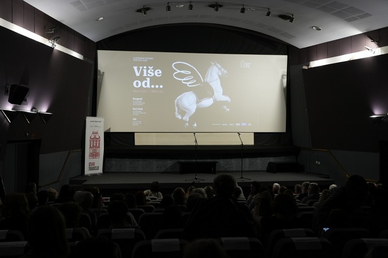 Otvaranje Austrijskog filmskog festivala 2026 u bioskopskoj sali sa publikom i projekcijom na platnu